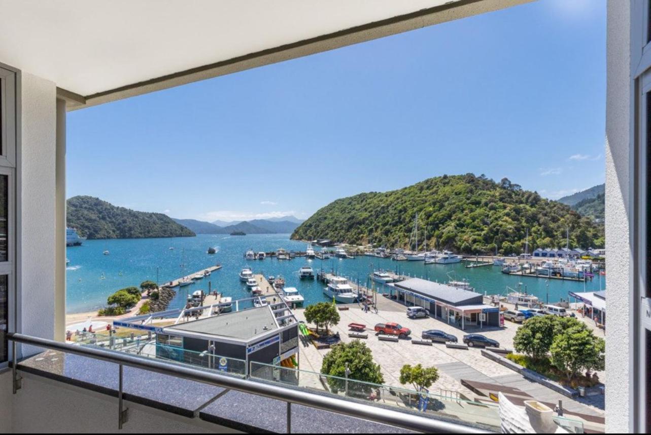 Astonishing Views Superb Waterfront Apartment Піктон Екстер'єр фото
